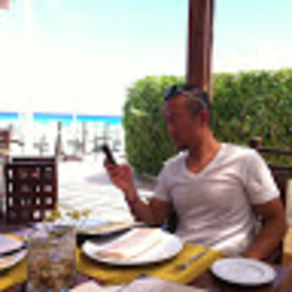 Meet your Posher, Kwon